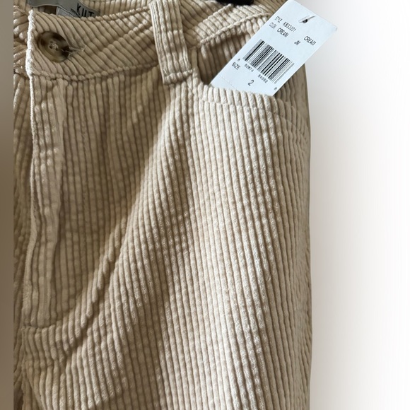 Kut from the Kloth | Cord Pants - Picture 3 of 6